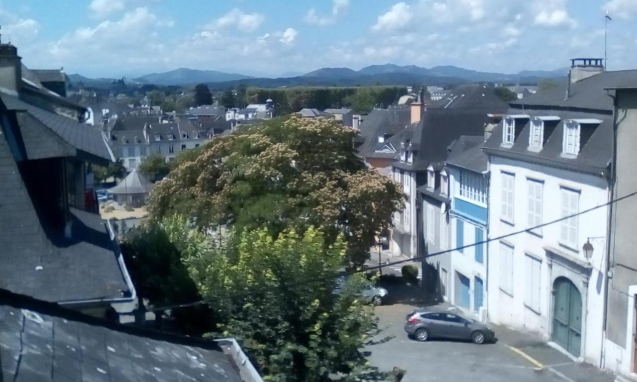 Chambres d'hôtes L'Oustal Oloron-Sainte-Marie Exterior foto